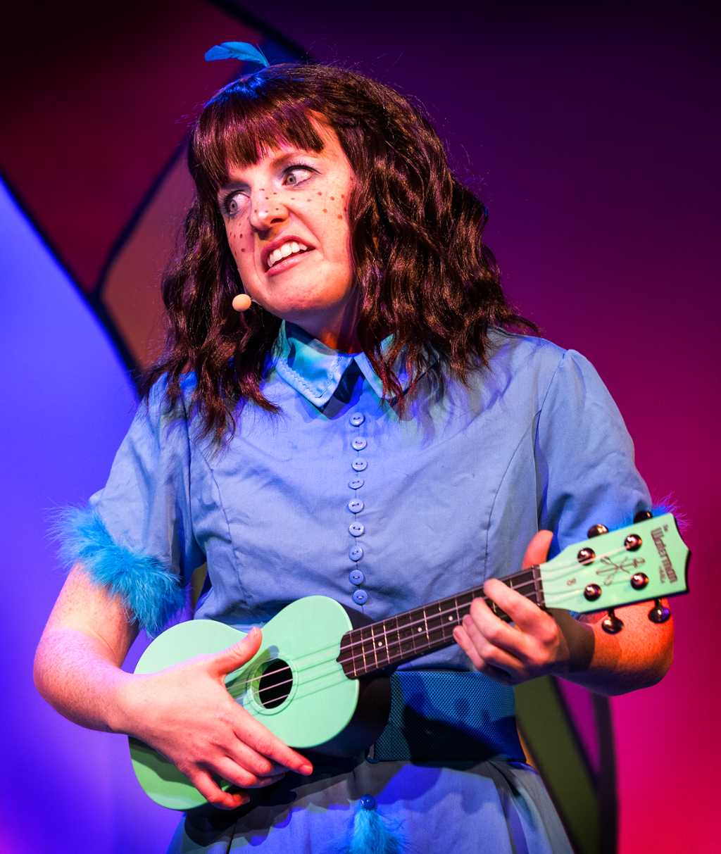 Gertrude playing the ukelele