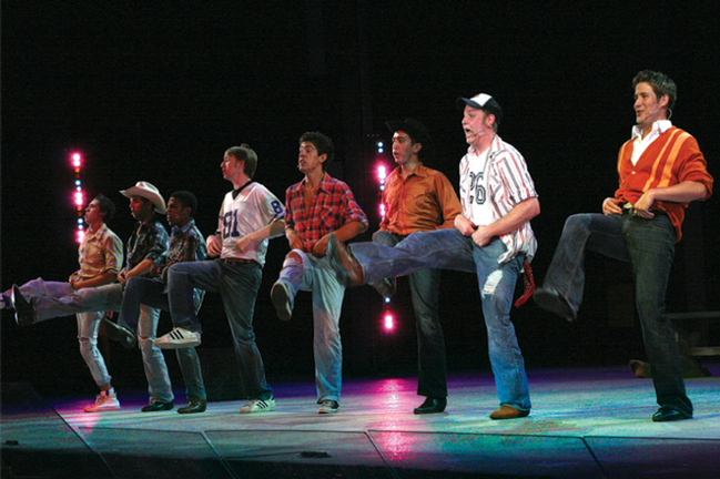 2007 • <em>Footloose</em><br />
