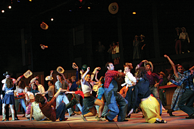 2007 • <em>Footloose</em><br />
